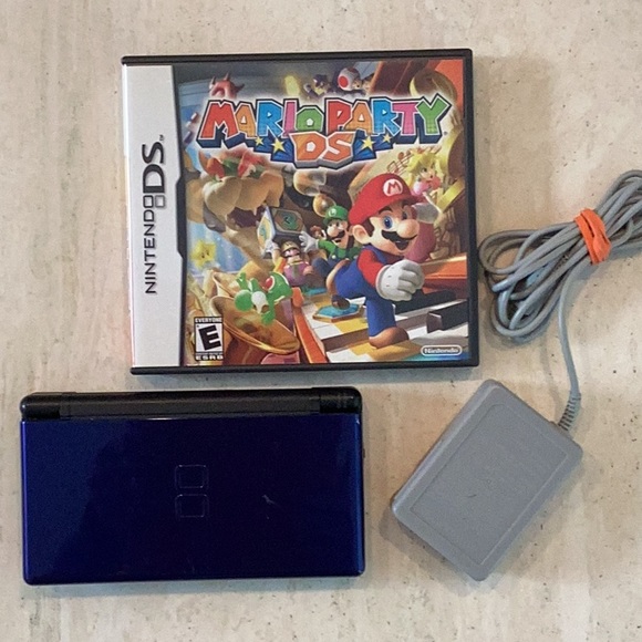 Nintendo DS Lite Console Handheld System & Battery Charger & Mario Party DS Game - Picture 2 of 16